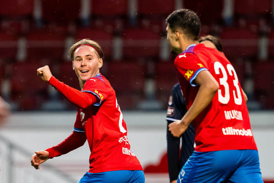 Helsingborgs Simon Bengtsson jublar