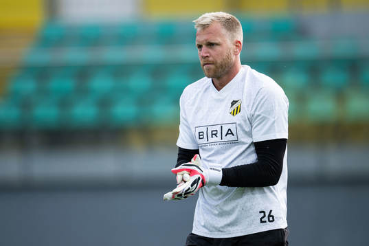 Goalkeeper Peter Abrahamsson