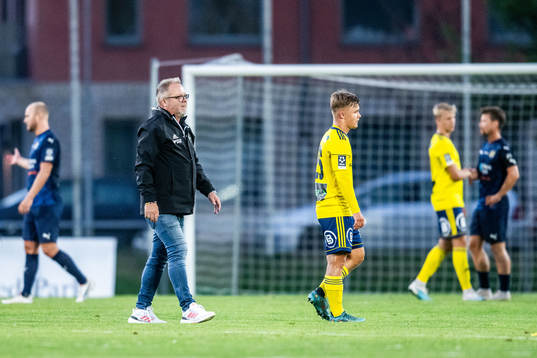 Ängelholms tränare Roar Hansen och Vincent Sundberg