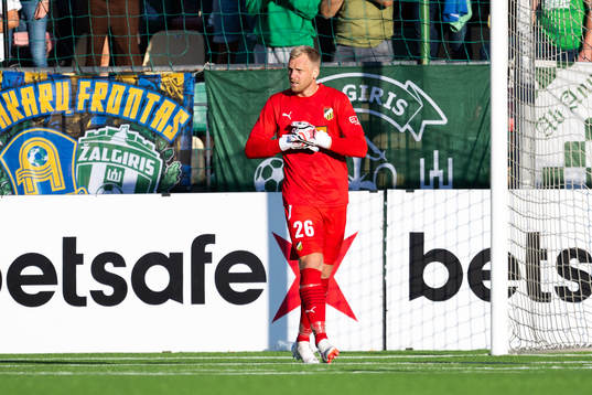goalkeeper Peter Abrahamsson of Häcken