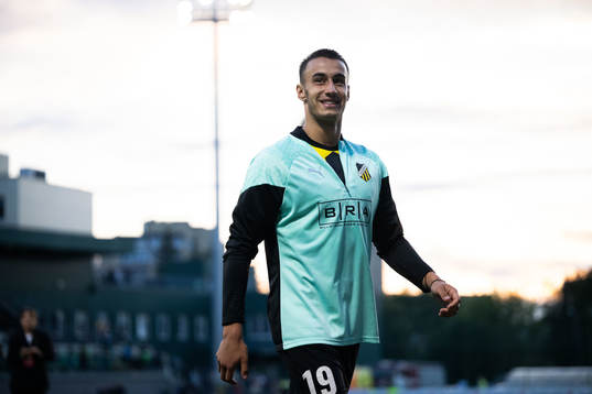 Srdjan Hrstic of Häcken celebrates