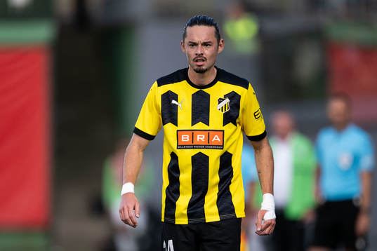 Amor Layouni of Häcken