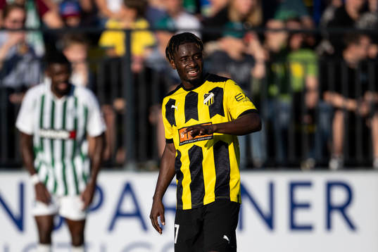 Ibrahim Sadiq of Häcken looks dejected