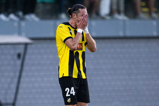 Amor Layouni of Häcken looks dejected