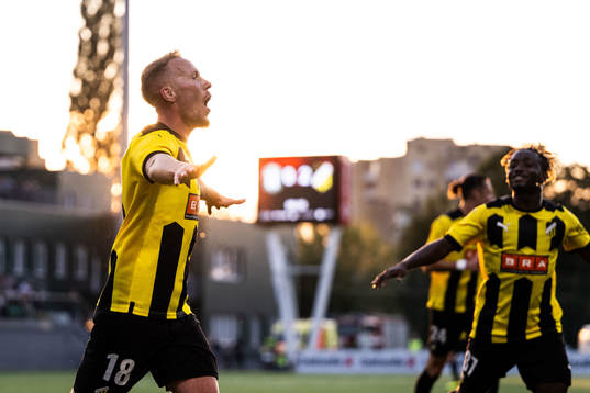 Mikkel Rygaard Jensen of Häcken celebrates