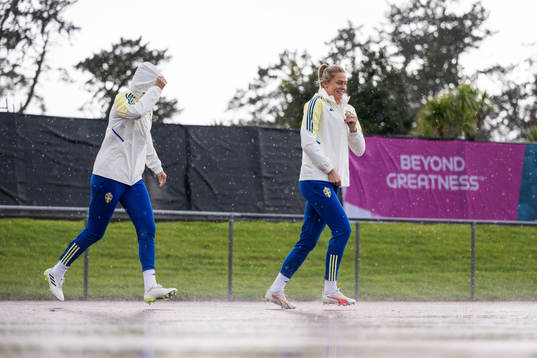 Linda Sembrant and Fridolina Rolfö of the Swedish women's