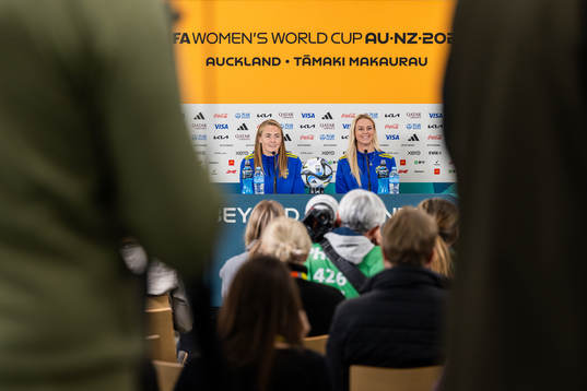 Magdalena Eriksson and Amanda Ilestedt of the Swedish
