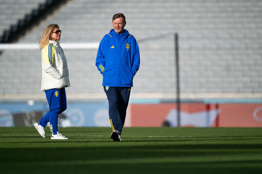 Team Manager Marika Domanski Lyfors and head coach Peter