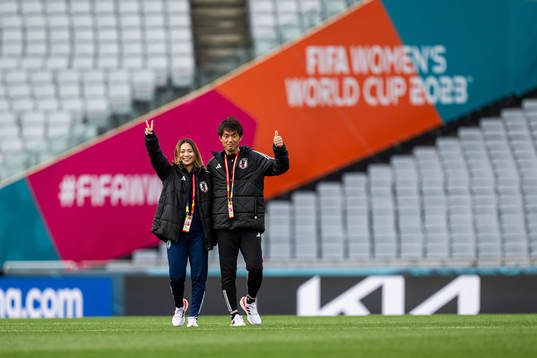 Fuka Nagano and head coach Ikeda Futoshi of the Japanese