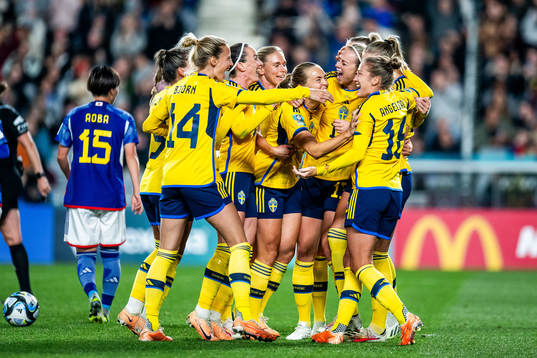 Amanda Ilestedt of Sweden celebrates with team