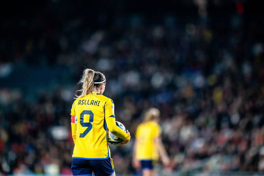 Kosovare Asllani of Sweden