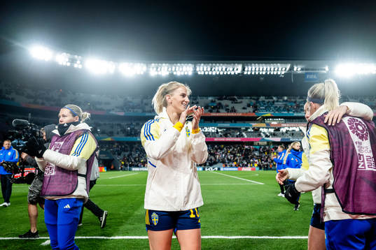 Sofia Jakobsson of Sweden celebrates
