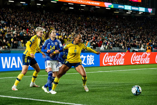 Lina Hurtig of Sweden, Yui Hasegawa of Japan and Madelen