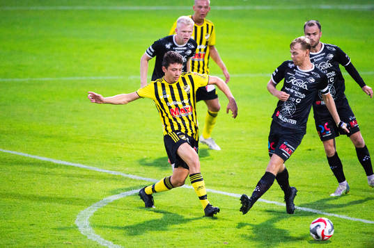 IFK Hässleholms Isak Orajärvi i matchen i division 2