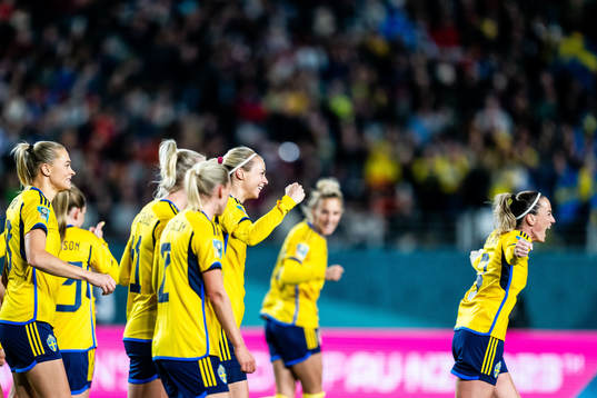 Amanda Ilestedt of Sweden celebrates with team