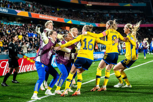 Linda Sembrant, Lina Hurtig, Madelen Janogy and Sofia