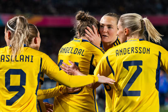 Filippa Angeldahl celebrates with Magdalena Eriksson of