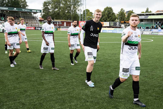 GAIS spelarna jublar