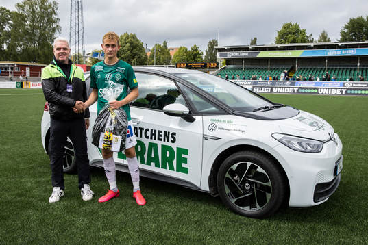 Brages Henry Sletsjøe utsedd till matchens lirare