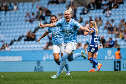 Malmö FFs Rebecka Holm jublar