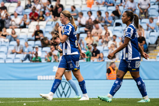 IFK Göteborgs Emma Broddheimer och Ashley Hellström deppar