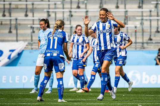 IFK Göteborgs Isabella Svanström jublar