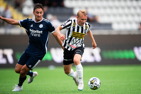 Utsiktens Predrag Randelovic och Landskronas Edvin Dahlqvist
