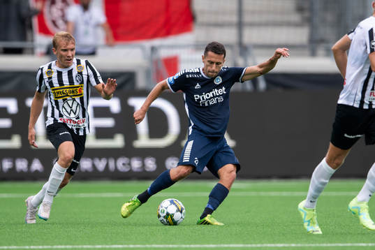 Landskronas Edvin Dahlqvist och Utsiktens Predrag Randelovic