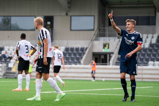 Landskronas Johan Rapp deppar medan Utsiktens Erik