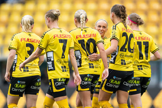 Bläddra bland fler bilder av Fotboll, Div 2 Nordvästra Götaland, Elfsborg - Viken