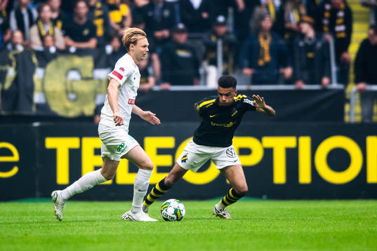 Brommapojkarnas Tim Waker och AIKs Rui Modesto
