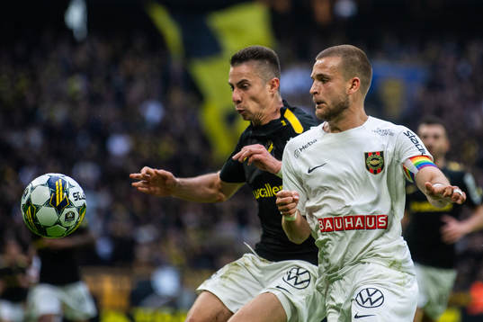 AIKs Dino Besirovic och Brommapojkarnas Amadeus Sögaard