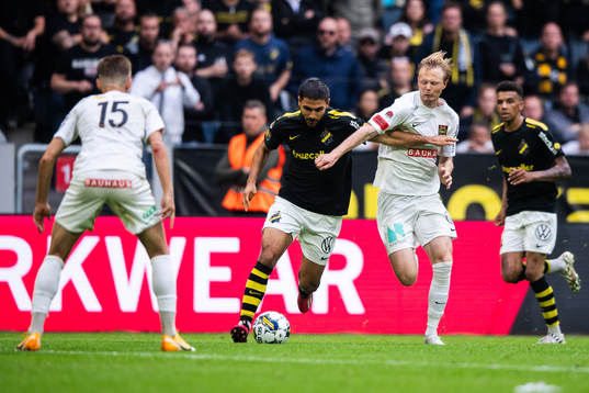 AIKs Omar Faraj och Brommapojkarnas Tim Waker