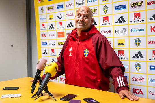 Assistant coach Magnus Wikman of the Swedish women's