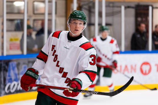 Frölundas Noah Hasa innan ishockeymatchen i Strömstad