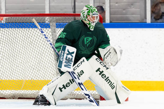 Färjestads målvakt Carl Lindbom