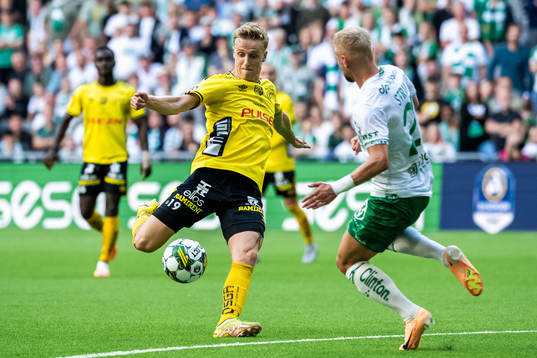 Elfsborgs Jeppe Møldrup Okkels och Hammarbys Simon Strand