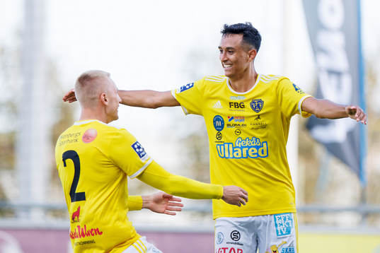 Falkenbergs Oliver Hintsa jublar