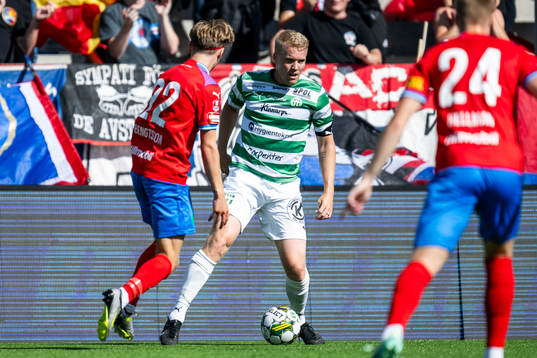Västerås SKs Simon Johansson mot Helsingborgs Simon