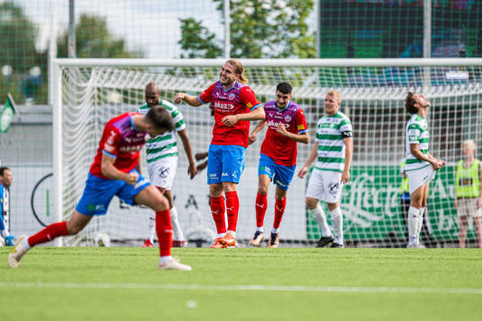 Helsingborgs Charlie Weberg jublar