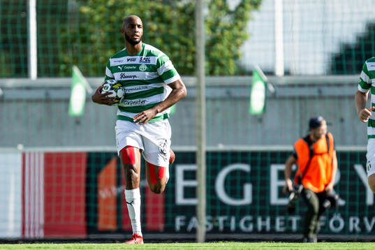 Västerås SKs Jabir Abdihakim Ali jublar