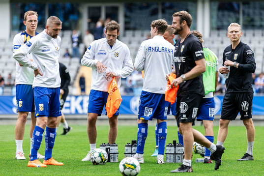 IFK Göteborgs spelare värmer upp