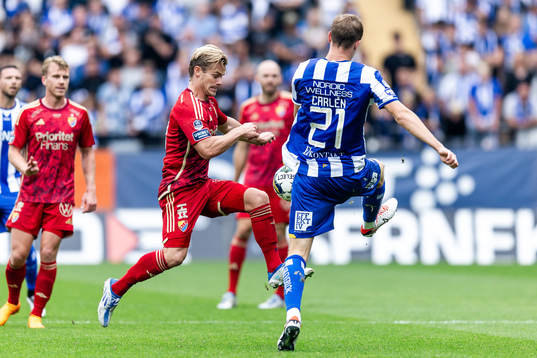 Djurgårdens Hampus Finndell och IFK Göteborgs Adam Carlén
