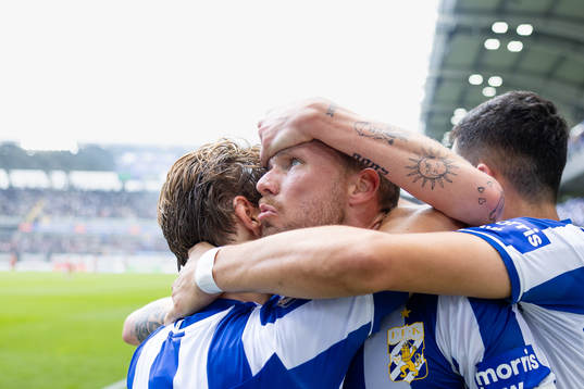 IFK Göteborgs Marcus Berg jublar med lagkamrater