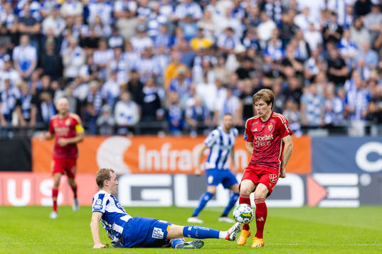 IFK Göteborgs Adam Carlén och Djurgårdens Oliver Berg