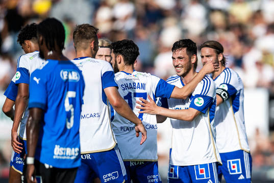 IFK Norrköpings Vito Hammershöy-Mistrati jublar
