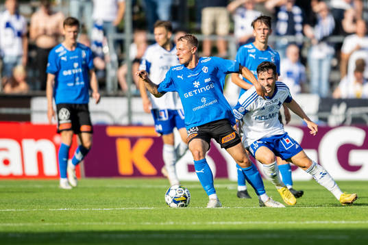 Halmstads Joel Allansson IFK Norrköpings Vito