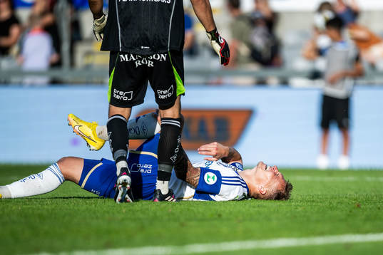 IFK Norrköpings Marco Lund Nielsen har ont
