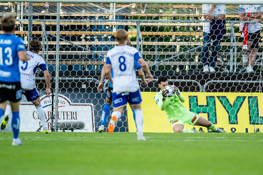 Halmstads målvakt Marko Johansson