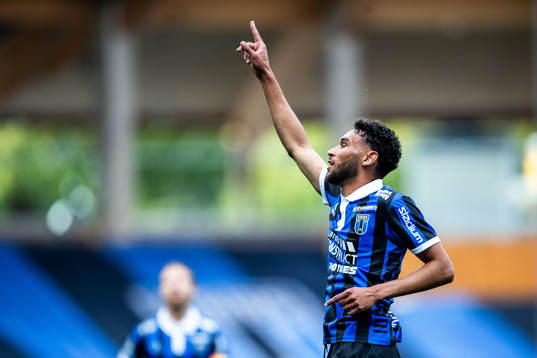 Sirius Joakim Persson jublar